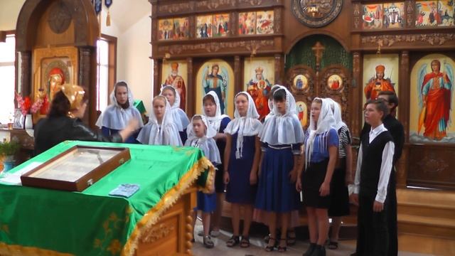 Хор храма Архистратига Божия Михаила с. Беловодское "Агни Парфене" смотреть онлайн