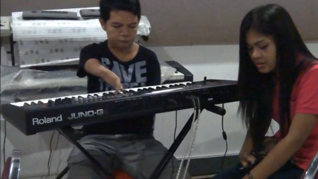 grace by laura story a song cover from nor and karla смотреть онлайн