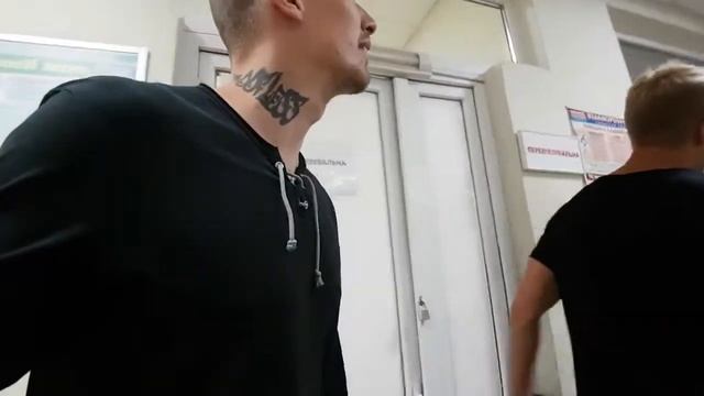 РАЗБИЛ ГОЛОВУ. СКОРАЯ ПОМОЩЬ. HARLEY DAVIDSON. ПОТЕРЯЛ СОЗНАНИЕ Тимур и его команда ep.143 смотреть онлайн