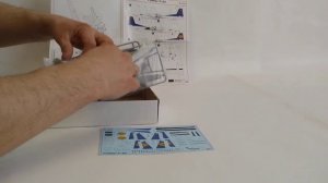 Коллекционная модель самолёта Фоккер Ф-50 в масштабе 1/144.