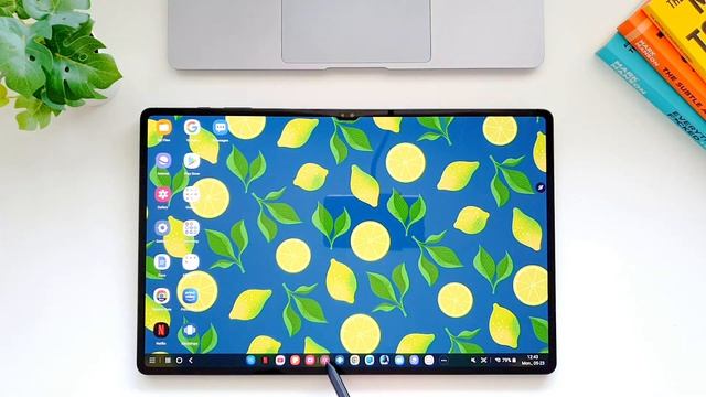 Samsung Dex Is BRILLIANT on Galaxy Tab S8 Ultra! смотреть онлайн