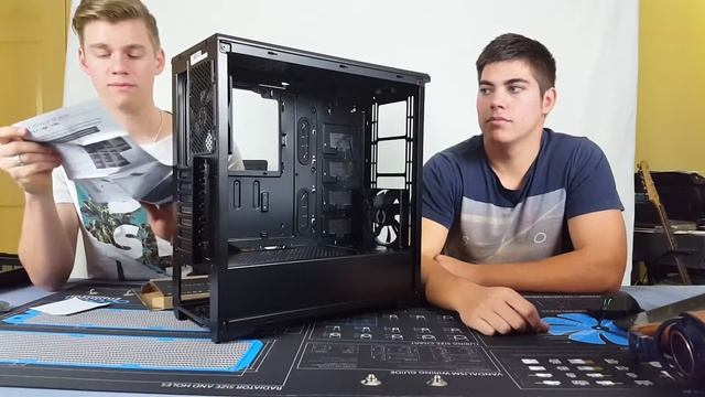 Phanteks Eclipse P400S Overview / Unboxing смотреть онлайн