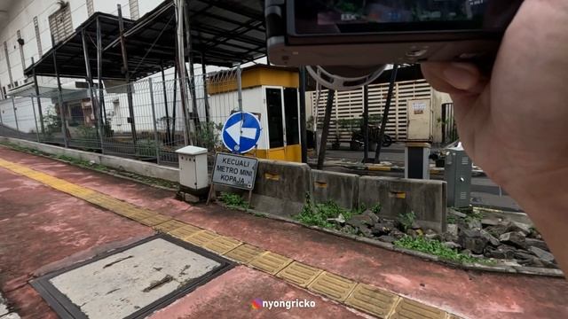 POV Street Photography Indonesia | Fujifilm X-T200 | Kamera Fujifilm Hybrid Murah! смотреть онлайн