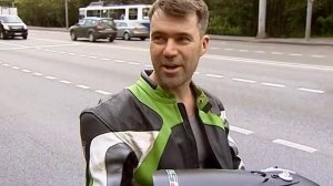 Советы и ПДД для  водителя скутера или мотоцикла. Автор сюжета Н.Вольф