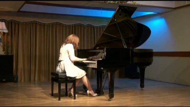 김희정 (아기곰) L. V. Beethoven - Piano Sonata No.1 - 1st смотреть онлайн