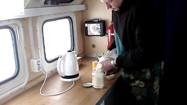 Начало рабочего дня сейсмоотряда. Часть 1 смотреть онлайн
