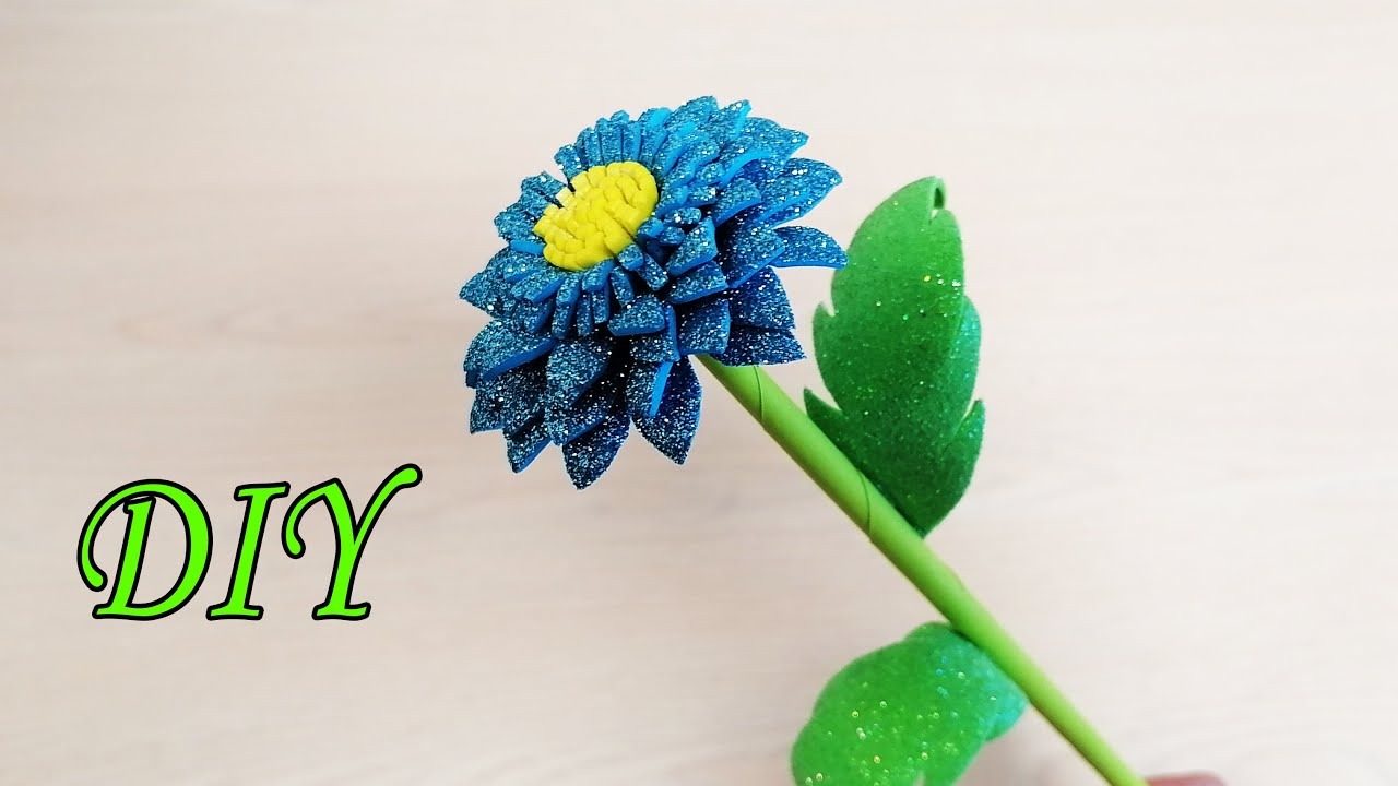 Как Быстро и Красиво сделать Цветы из глиттерного фоамирана. Цветы из фома своими руками смотреть онлайн