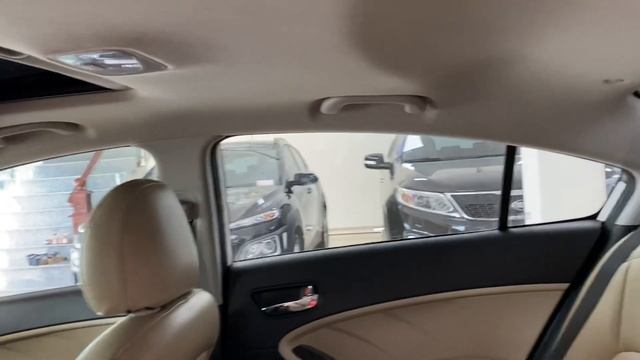 ? Cực chất luôn ạ. Kia Cerato 2017-1.6AT chạy 4V giá 548tr. LH Hiền Kim 0978.607.555-0904.989.126 смотреть онлайн