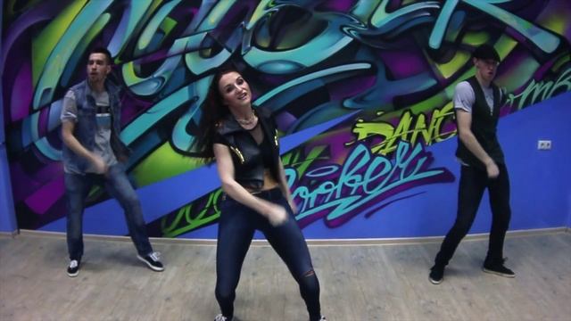 Dancehall by Beladonna, Panchos & Miche11. смотреть онлайн