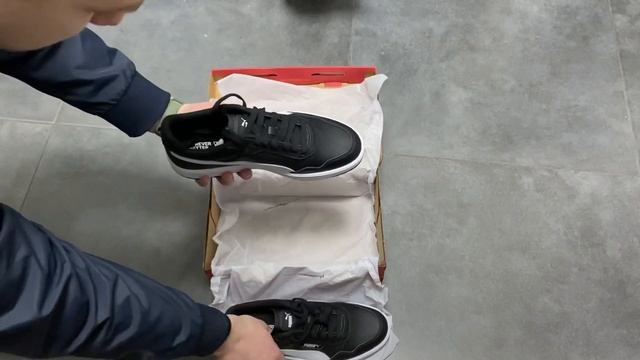 Puma Court Ultra Sneakers