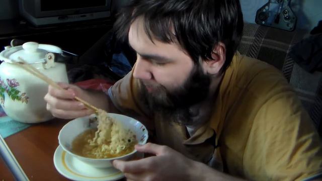 Лапша Доширак Квисти со вкусом бекона пакет 70 грамм смотреть онлайн