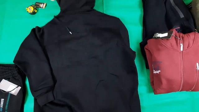 Худи больших размеров с капюшоном и карманом кенгуру. смотреть онлайн