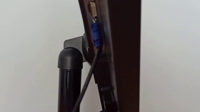 Качественный e-IPS FULLHD 24 дюйма монитор Lenovo LT2452pwC смотреть онлайн