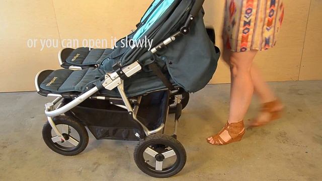 How-To: Unfold and Fold 2015 Bumbleride Indie Twin Stroller смотреть онлайн
