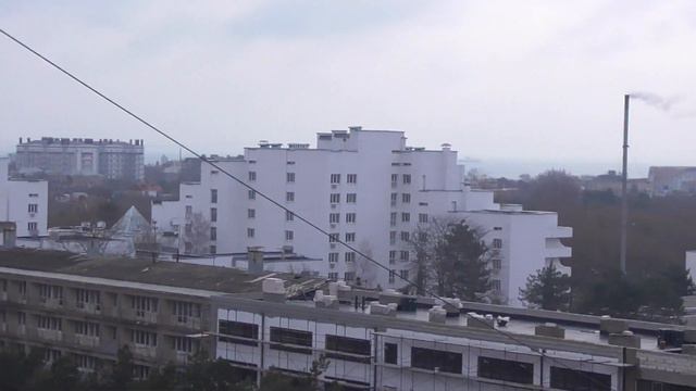 КРЫМ - ЕВПАТОРИЯ СНЕГА НЕТ ОСЕНЬ У НАС 24 ЯНВАРЯ 2022. смотреть онлайн
