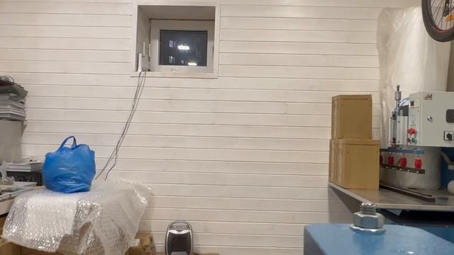 Видео-приемка станка для производства натяжных потолков (отгрузка в г.Электросталь) смотреть онлайн