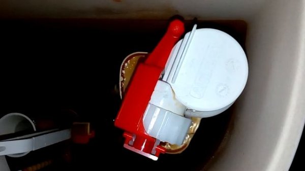 Alcaplast A17 вибрирует