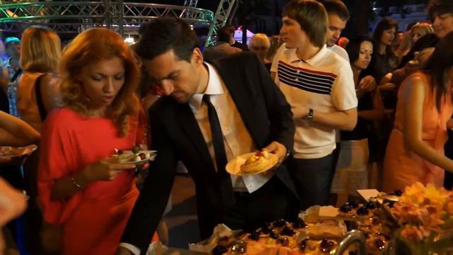 вечеринка у децела дома