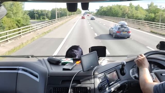 POV Truck Driving UK Putting the world to rights M6 M42 & M40 смотреть онлайн