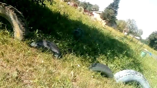 Играем на детской площадке 2 часть опять отрубилась камера ?? смотреть онлайн