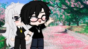 девочка одна.. я беру её за руку..