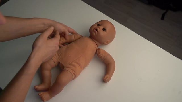 Базовый массаж новорожденного ребенка (+ массаж против колик) смотреть онлайн