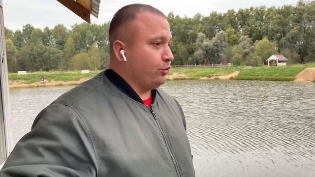 Краткое знакомство с водоемом! РК Подкова. Химки. 11 км от МКАД. смотреть онлайн