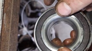 как менят  передний ступичный подшипник на лада ларгус