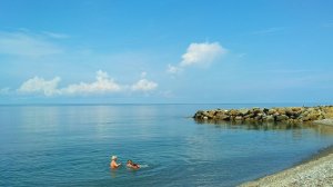 Вот где надо купаться в Геленджике. Тонкий мыс.