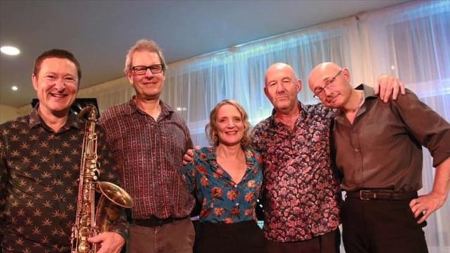 Imogen Ryall sings the Mingus : Mitchell Songbook смотреть онлайн