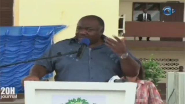 Le Chef de l’Etat Ali Bongo a loué l’initiative des femmes du camp Aïssa смотреть онлайн