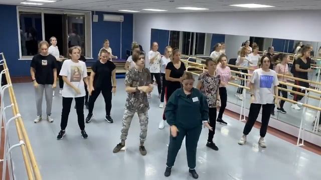 Just Dance от cтудии современного танца "Антракт" смотреть онлайн