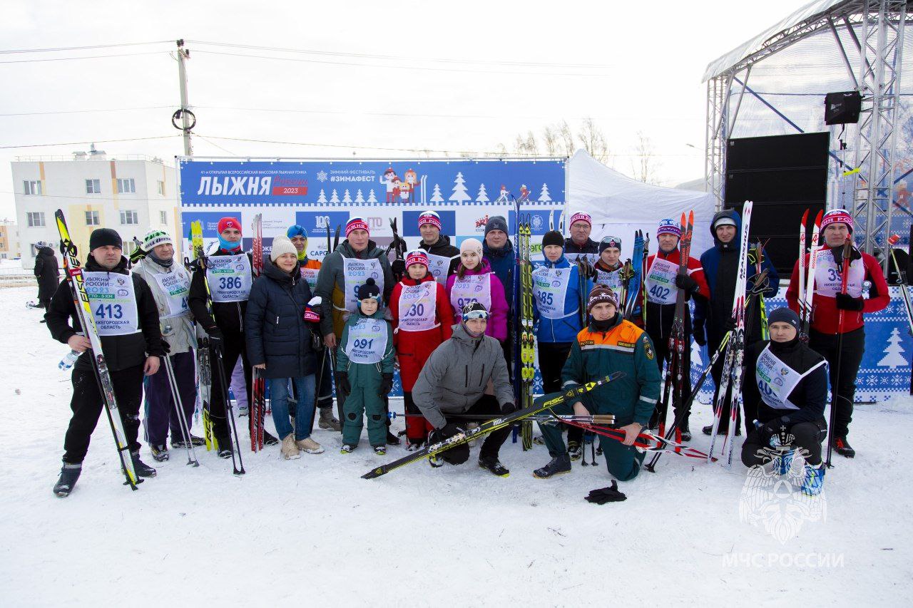 МЧС - "Лыжня России" - спорт - норма жизни! #спортнормажизни, #мчсроссии #мчс52 #лыжняроссии смотреть онлайн