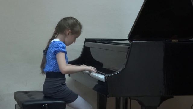 И С Бах Полонез соль минор смотреть онлайн
