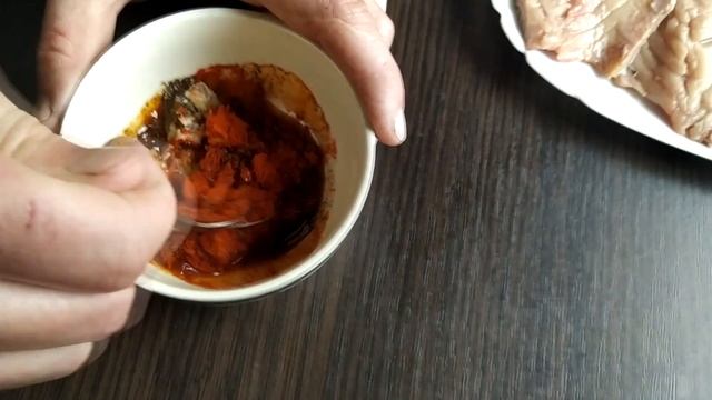 Скумбрия в духовке под паприко-чесночным маринадом смотреть онлайн
