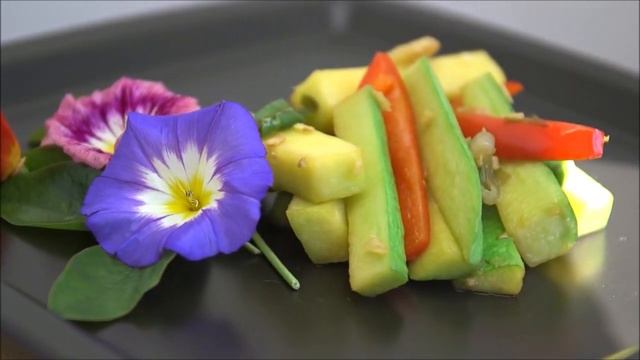 8 Gut Cleansing Foods Powerful to Help Lose Weight смотреть онлайн