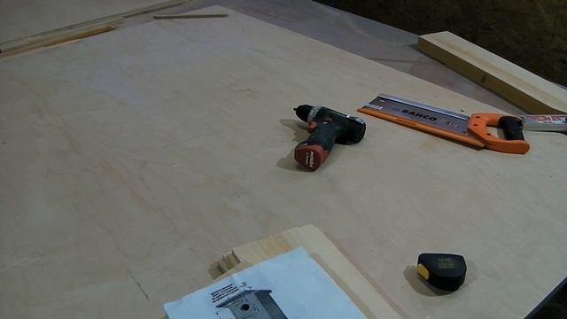 Скворечник своими руками Лев контролирует и вставляет палки в колёса смотреть онлайн