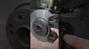 Service Mercedes #repair #brakes  w447 #mercedes #service
