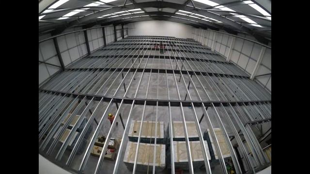 Mezzanine Floor Timelapse, 2 weeks into 29 secs. Oracle Storage Sytsems смотреть онлайн