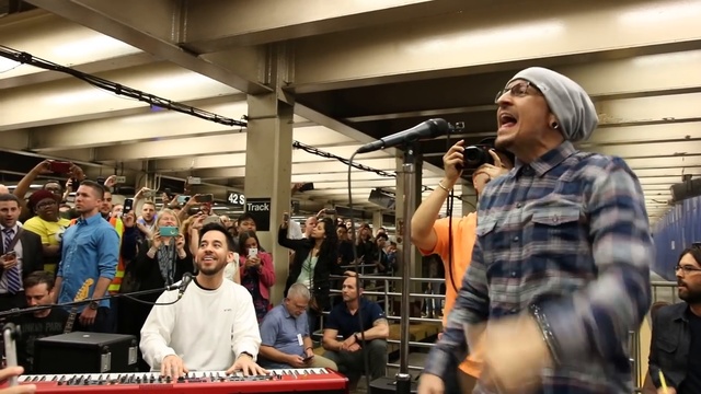 In The End - Linkin Park LIVE in METRO ► ЛИНКИН ПАРК ВЫСТУПАЮТ В МЕТРО смотреть онлайн