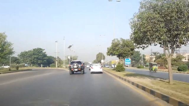 Nice Toyota FJ Cruiser (production year 2006 onwards) spotted near Airport road in Lahore After 7 a смотреть онлайн