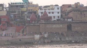 Варанаси Как Сжигают Трупы Людей и Выбрасывают их Останки в Реку Ганг! Варанаси, Индия.