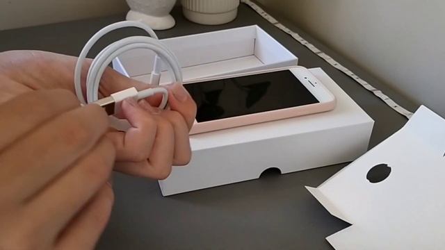 ~ Unboxing the iphone 7 ~ Aesthetic! ~ | beiigerts смотреть онлайн