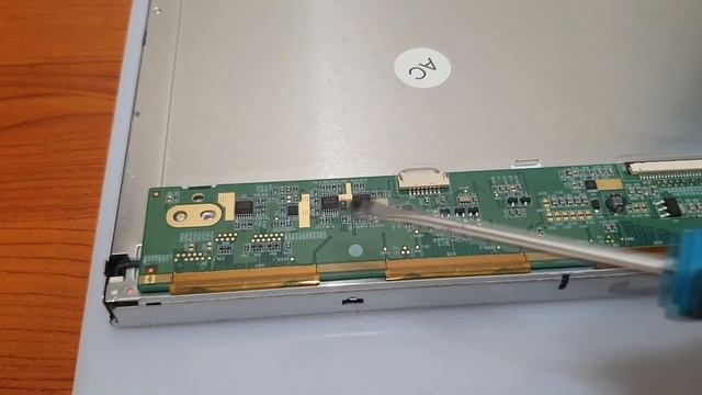 Разбор жк монитора Aser ✔ Что ценного можно взять из LCD и LED ✔ медь или золото смотреть онлайн