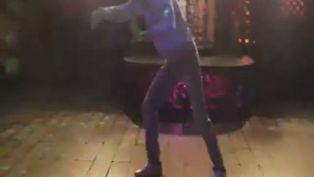 ТАНЦЫ ВО ВЛАДИМИРЕ | ТРЕНЕР АРТЁМ КАЗАКОВ? г.КОВРОВ DUBSTEP РЕПЕТИЦИЯ | DELTA В SOLNCE ☀️29.04.2012 смотреть онлайн