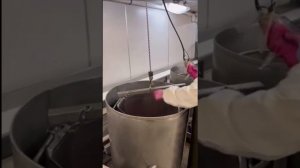 Производство икры на плавбазе "Дальмос" ООО "Поллукс" в 2023 году