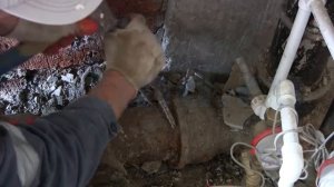 Ремонт санузла своими руками. Как заменить чугунную канализацию на пластиковую