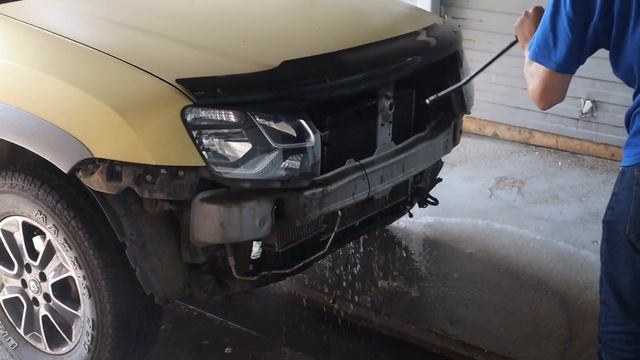 Заправка кондиционера и мойка радиаторов Рено Дастер Dacia Duster смотреть онлайн