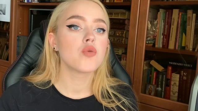 КАКУЮ ПОМАДУ ВЫБРАТЬ | MAC vs MAYBELLINE | эт Саша смотреть онлайн