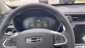 Geely Atlas Pro 2022 работа адаптивного круиз контроля.